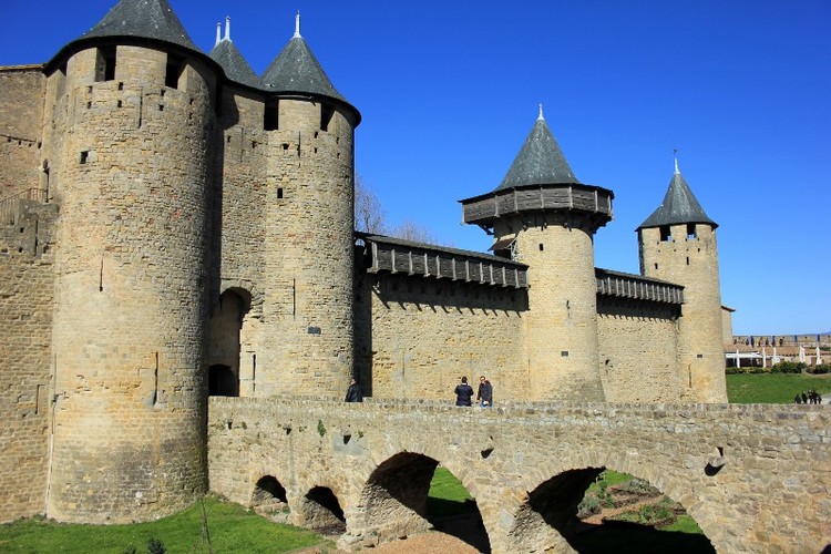 Onko teidän tietoturva rakennettu kuin keskiaikainen linna? | ite wiki